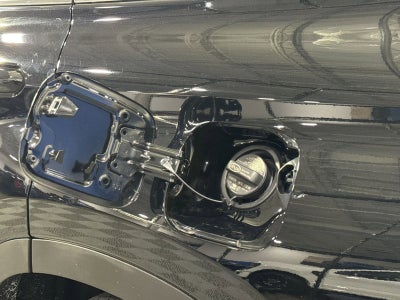 2020 Toyota Highlander LE