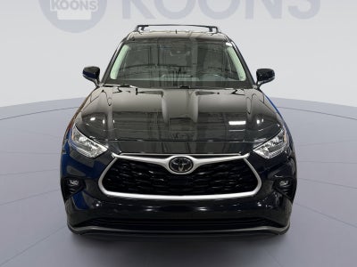 2020 Toyota Highlander LE