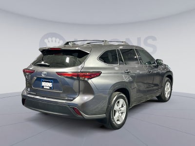 2022 Toyota Highlander LE