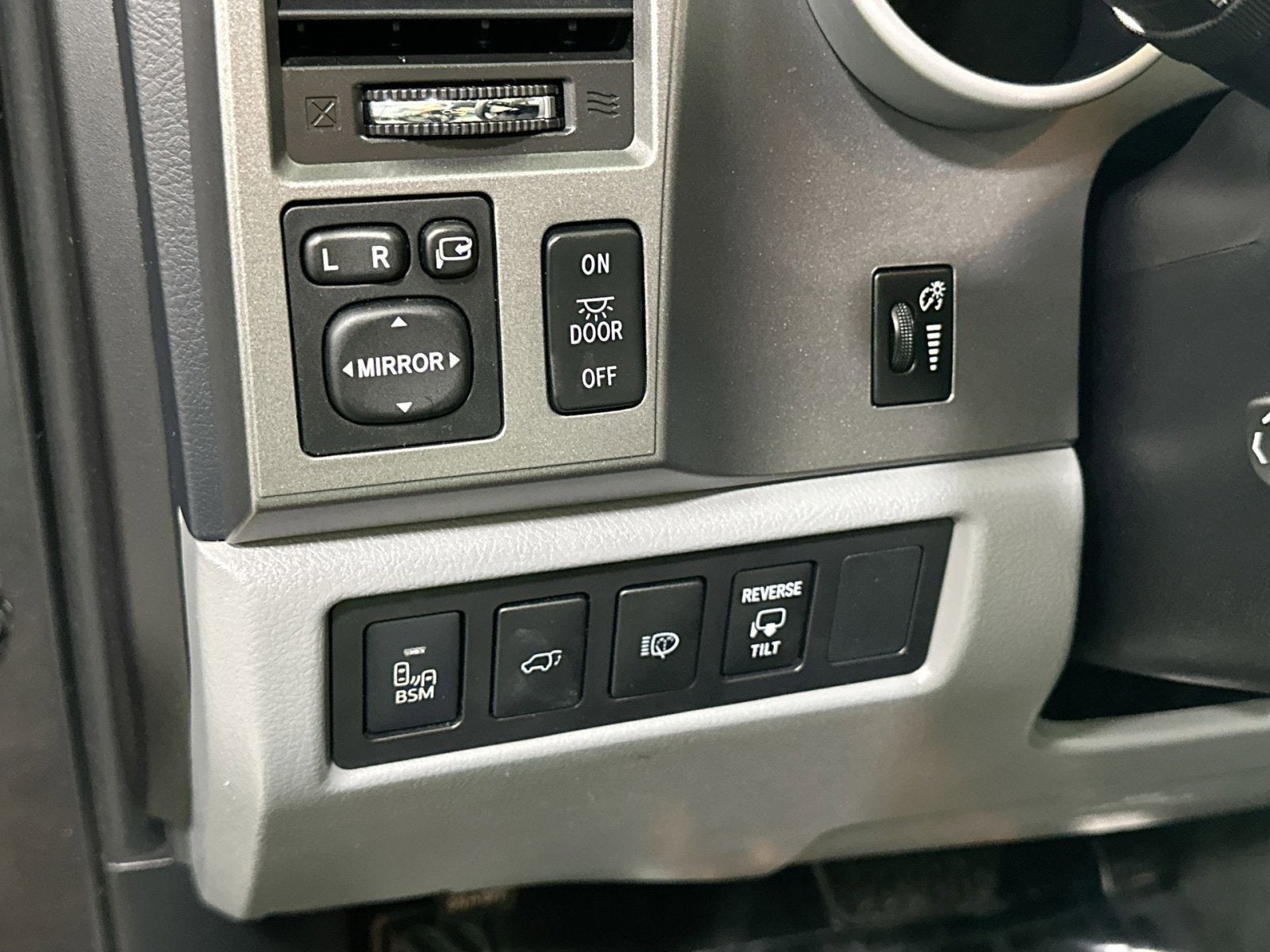 2017 Toyota Sequoia Platinum