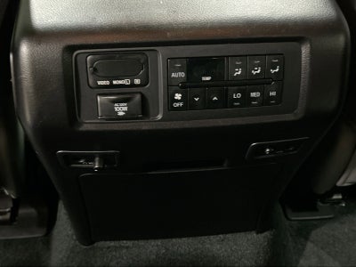 2017 Toyota Sequoia Platinum