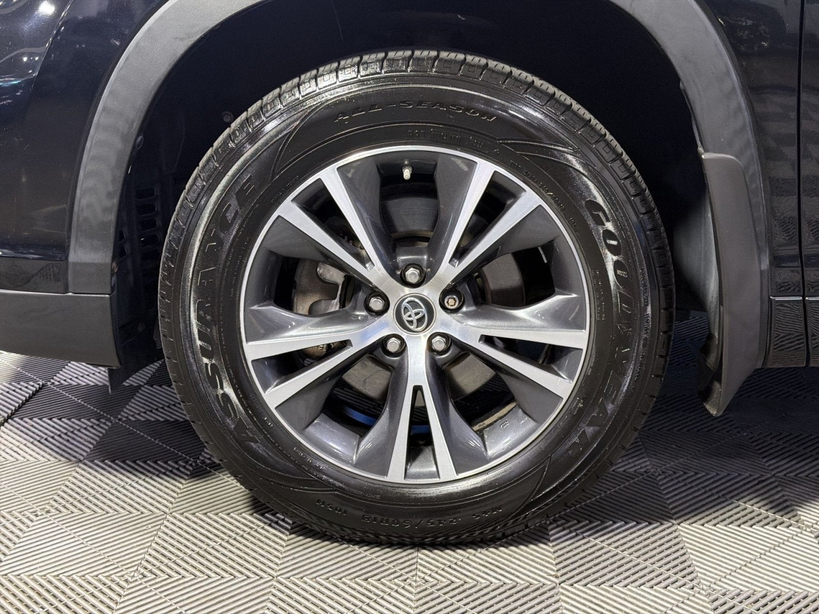 2016 Toyota Highlander XLE V6