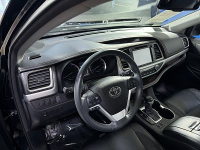 2016 Toyota Highlander XLE V6