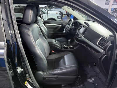 2016 Toyota Highlander XLE V6