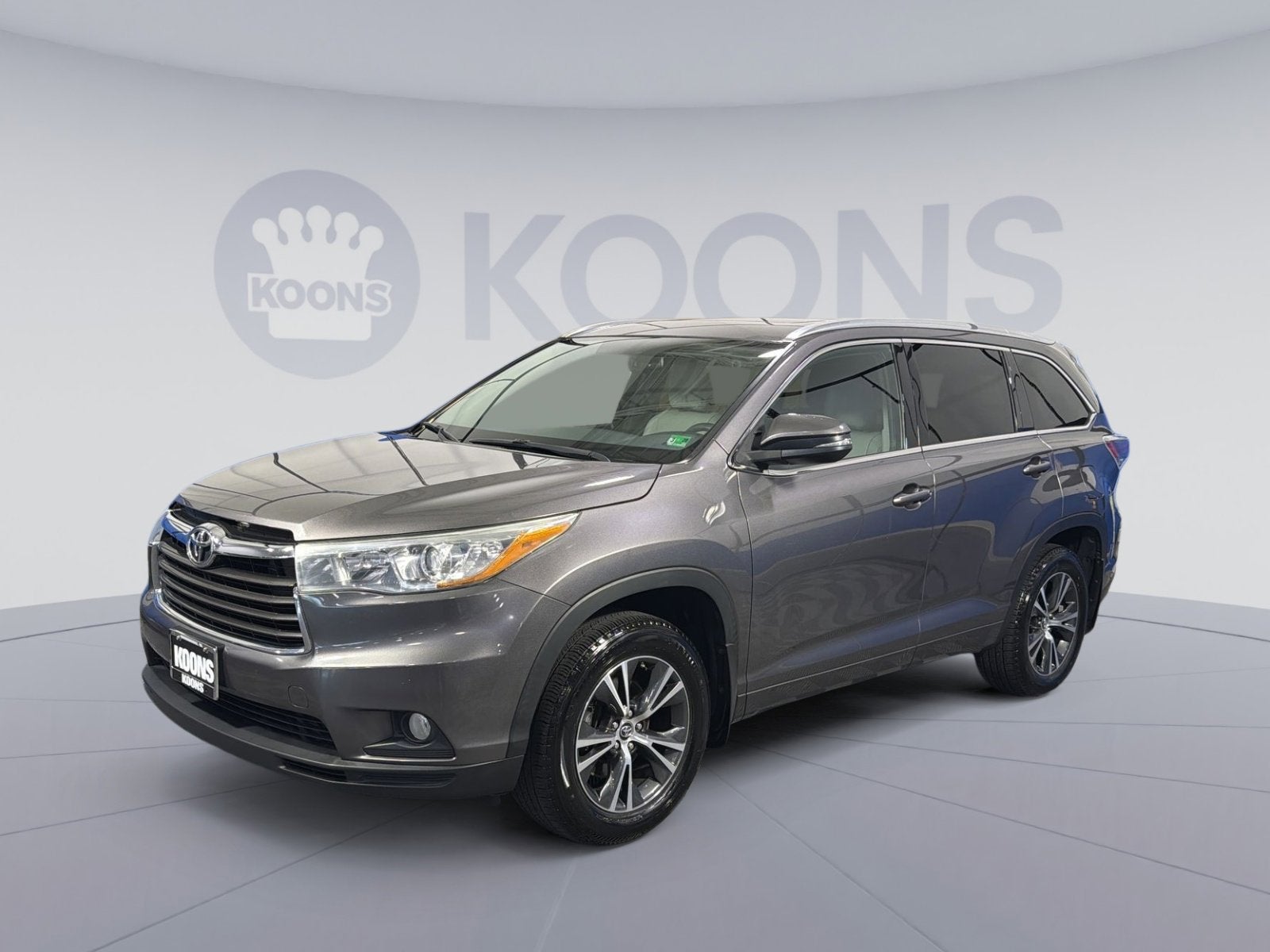 2016 Toyota Highlander XLE V6