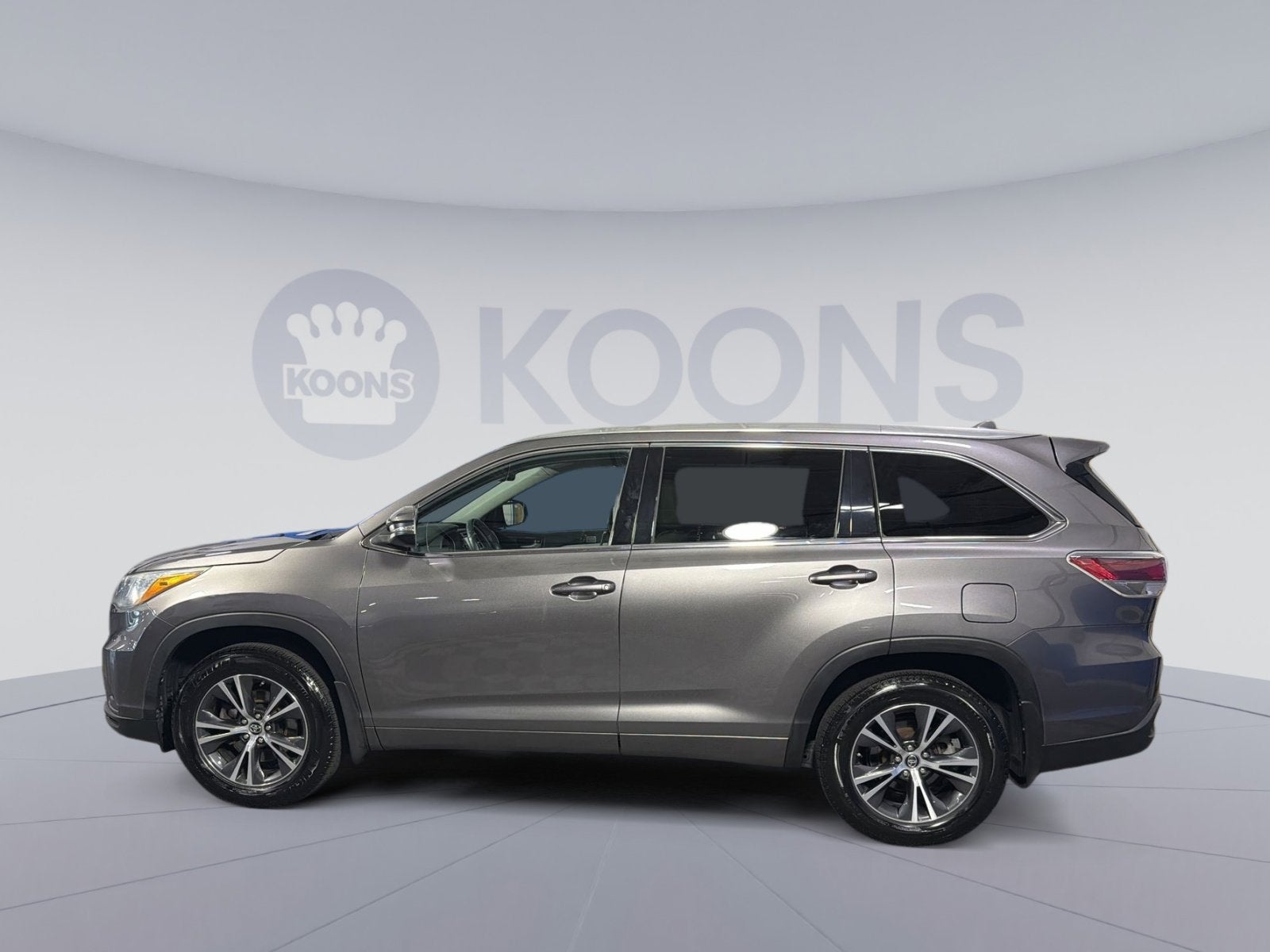 2016 Toyota Highlander XLE V6