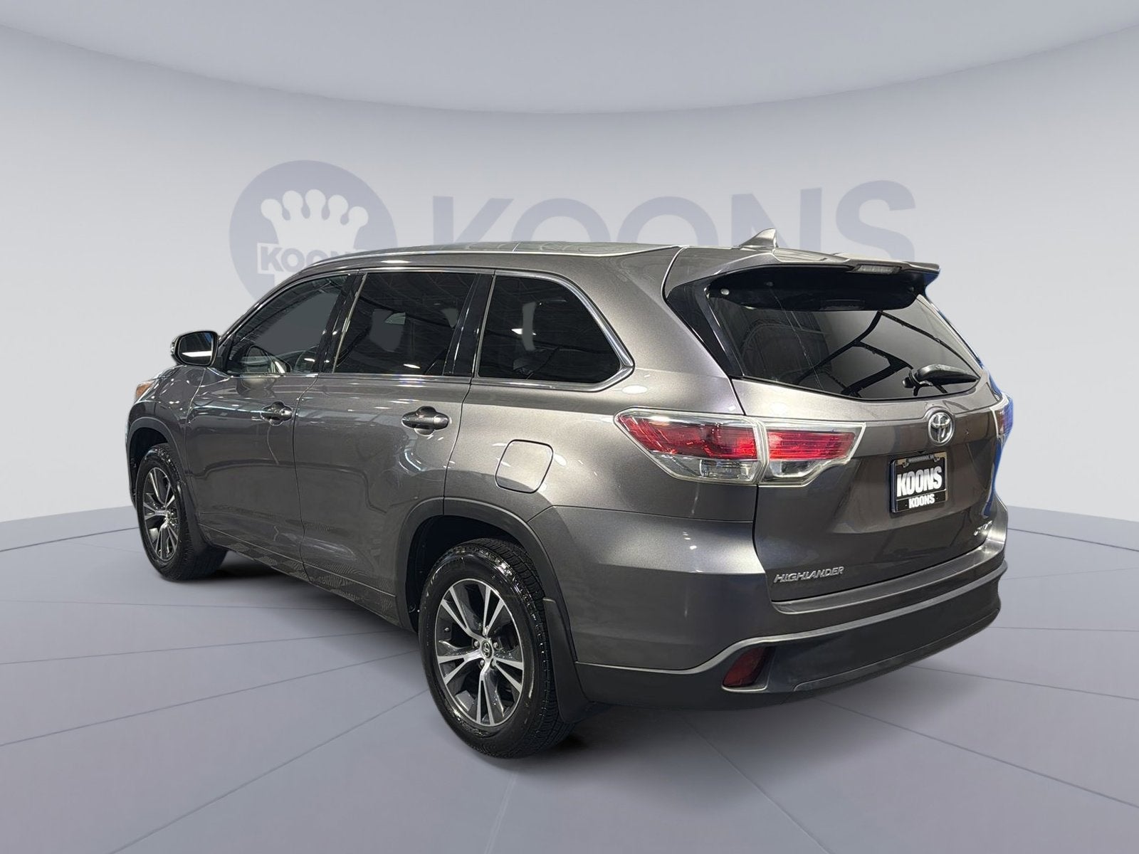 2016 Toyota Highlander XLE V6