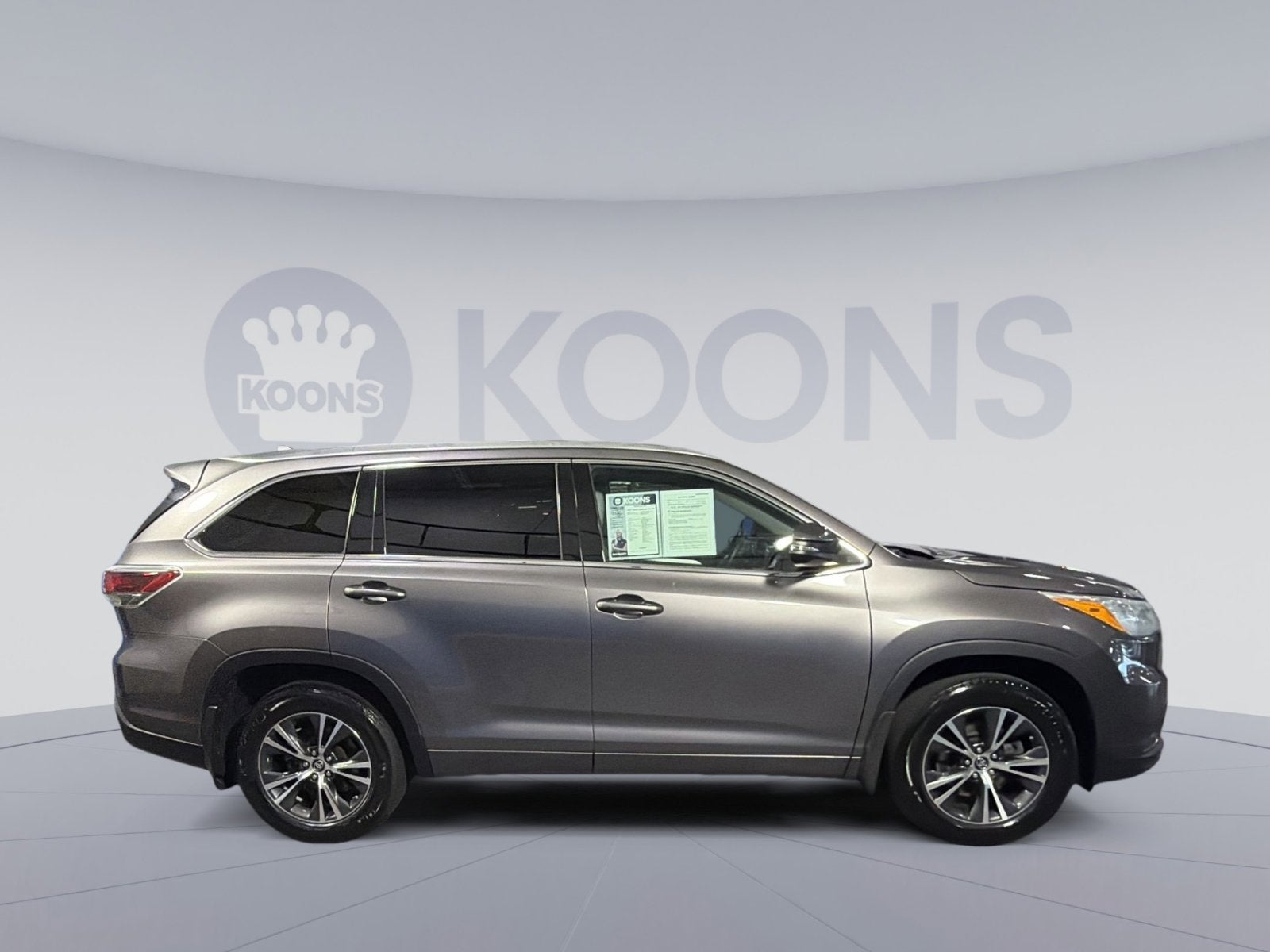 2016 Toyota Highlander XLE V6