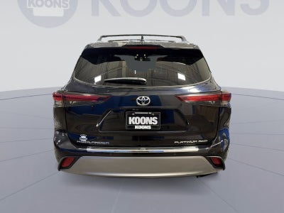 2024 Toyota Highlander Platinum