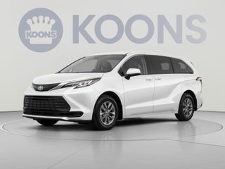 2023 Toyota Sienna LE