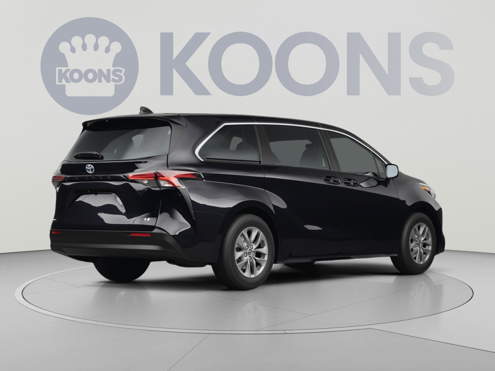 2025 Toyota Sienna LE