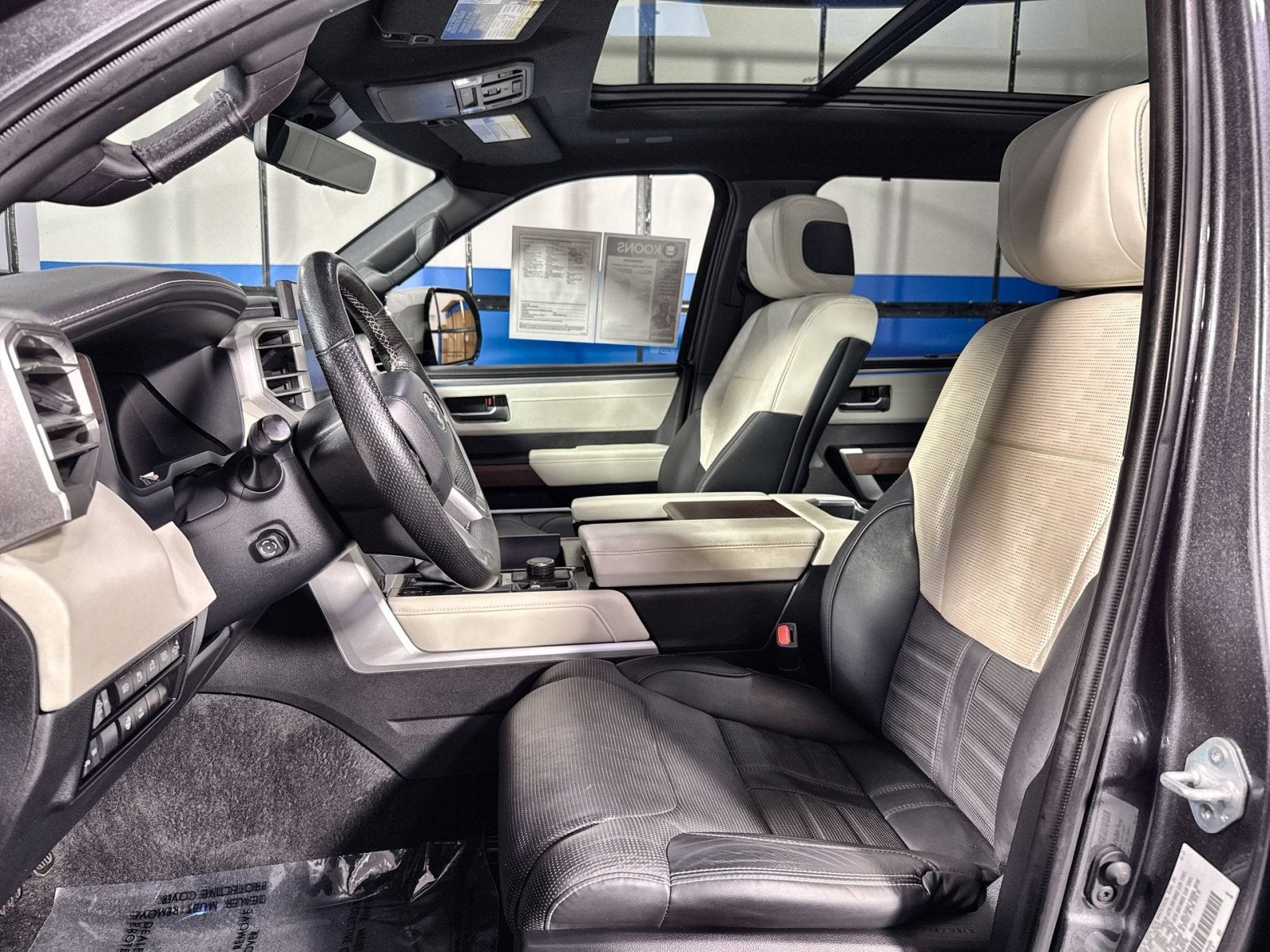 2023 Toyota Tundra Hybrid Capstone