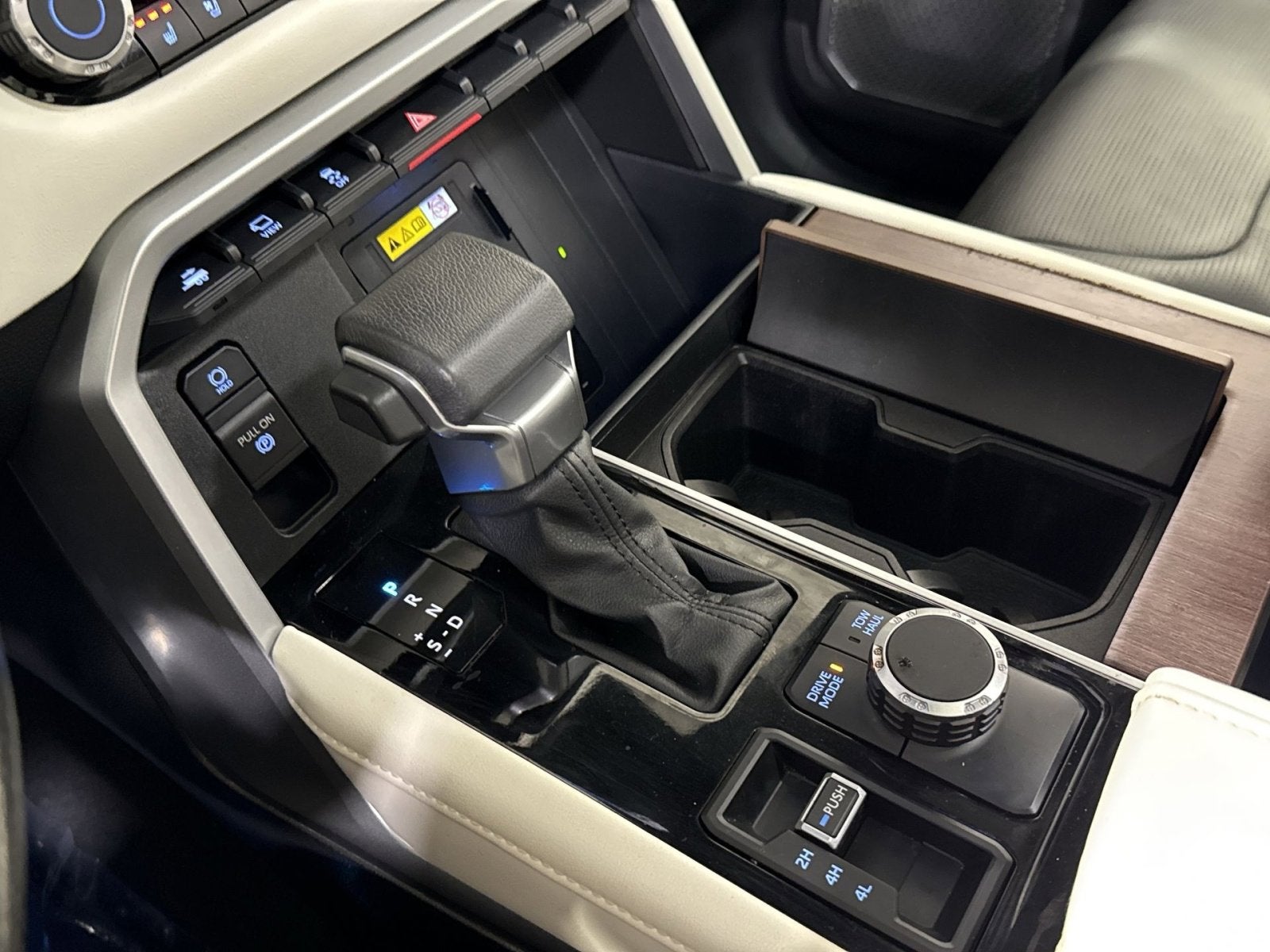 2023 Toyota Tundra Hybrid Capstone