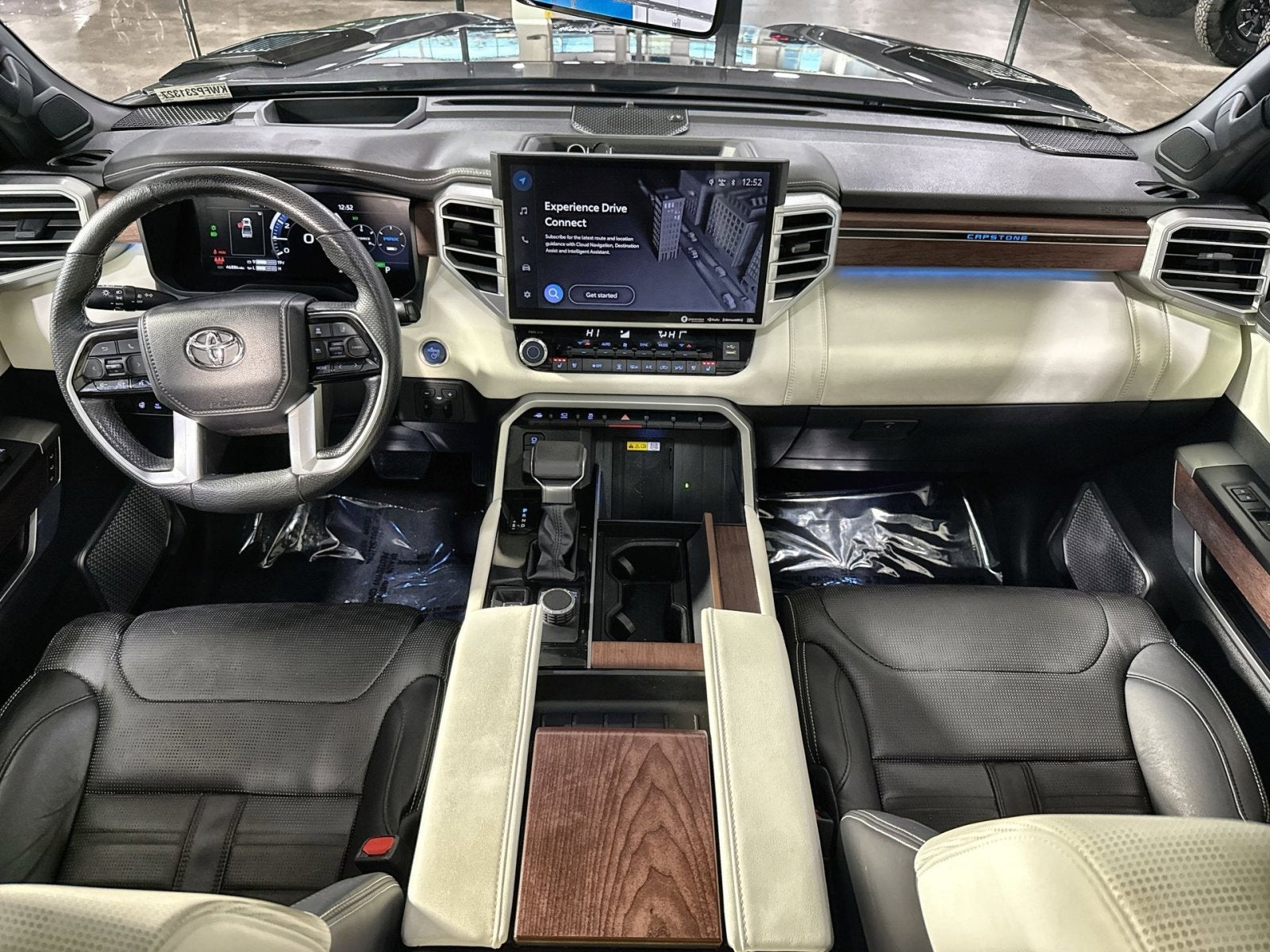 2023 Toyota Tundra Hybrid Capstone