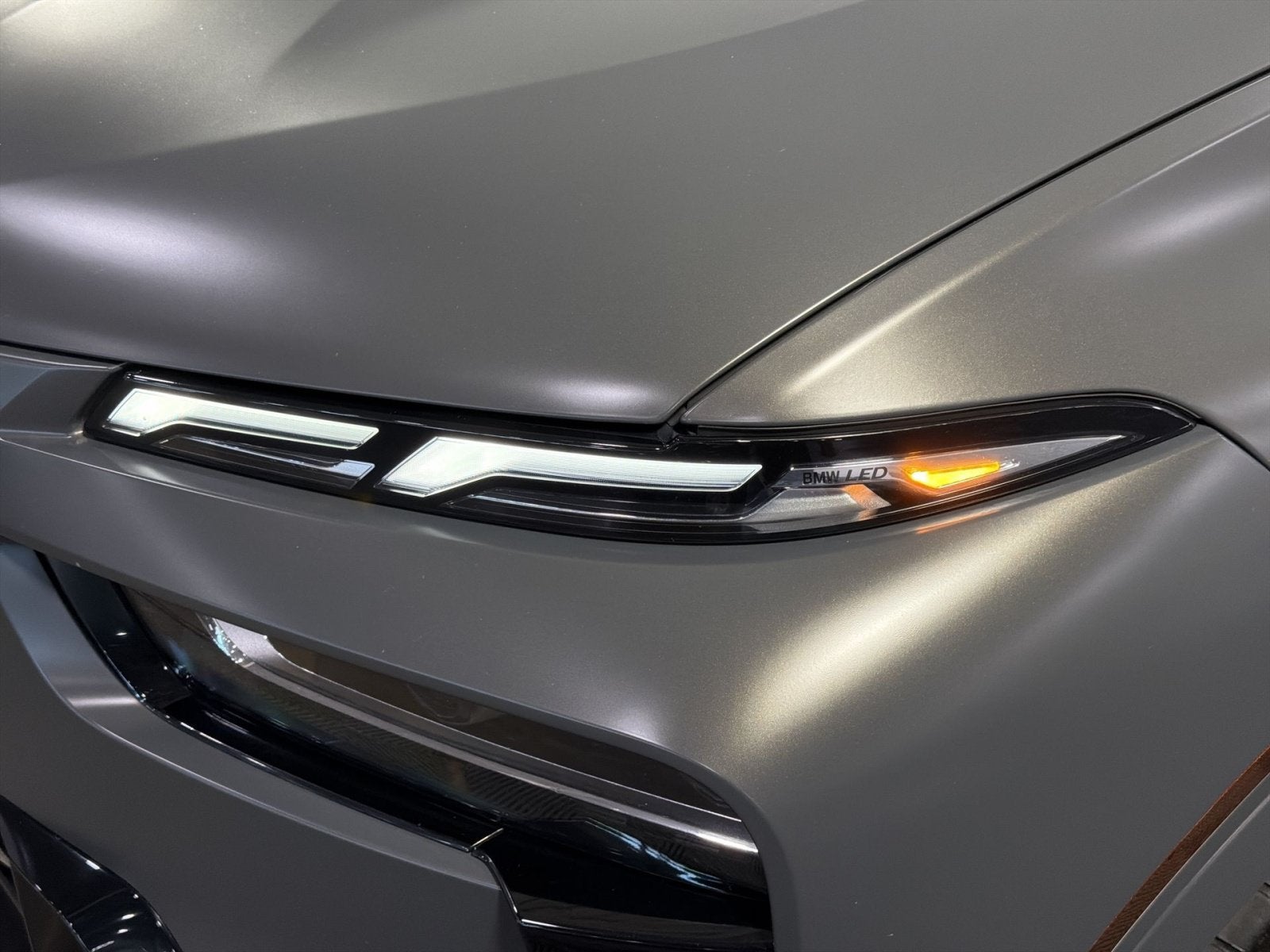 2024 BMW X7 M60i
