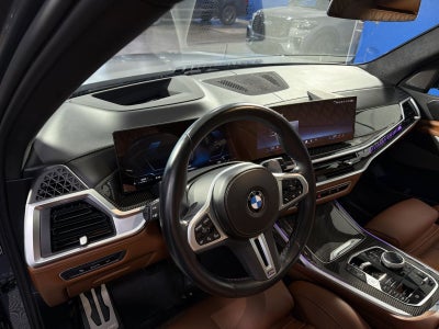 2024 BMW X7 M60i