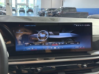 2024 BMW X7 M60i