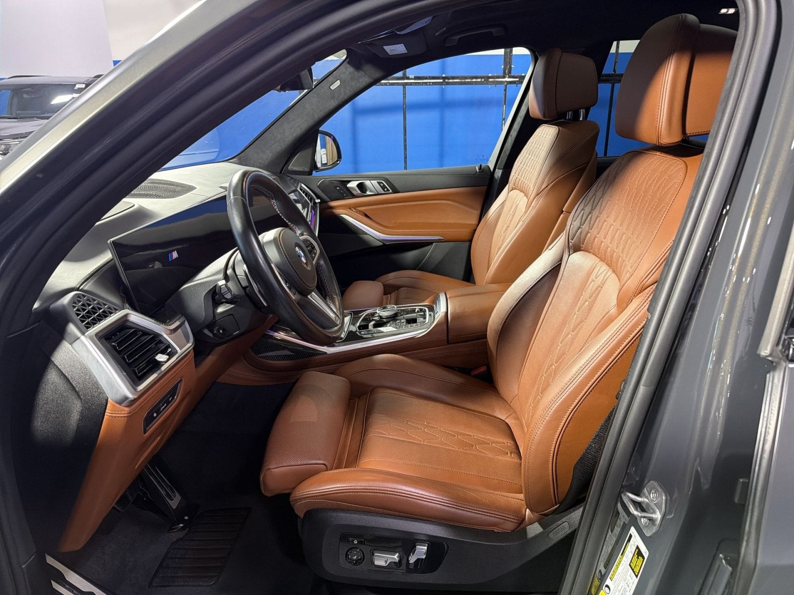 2024 BMW X7 M60i