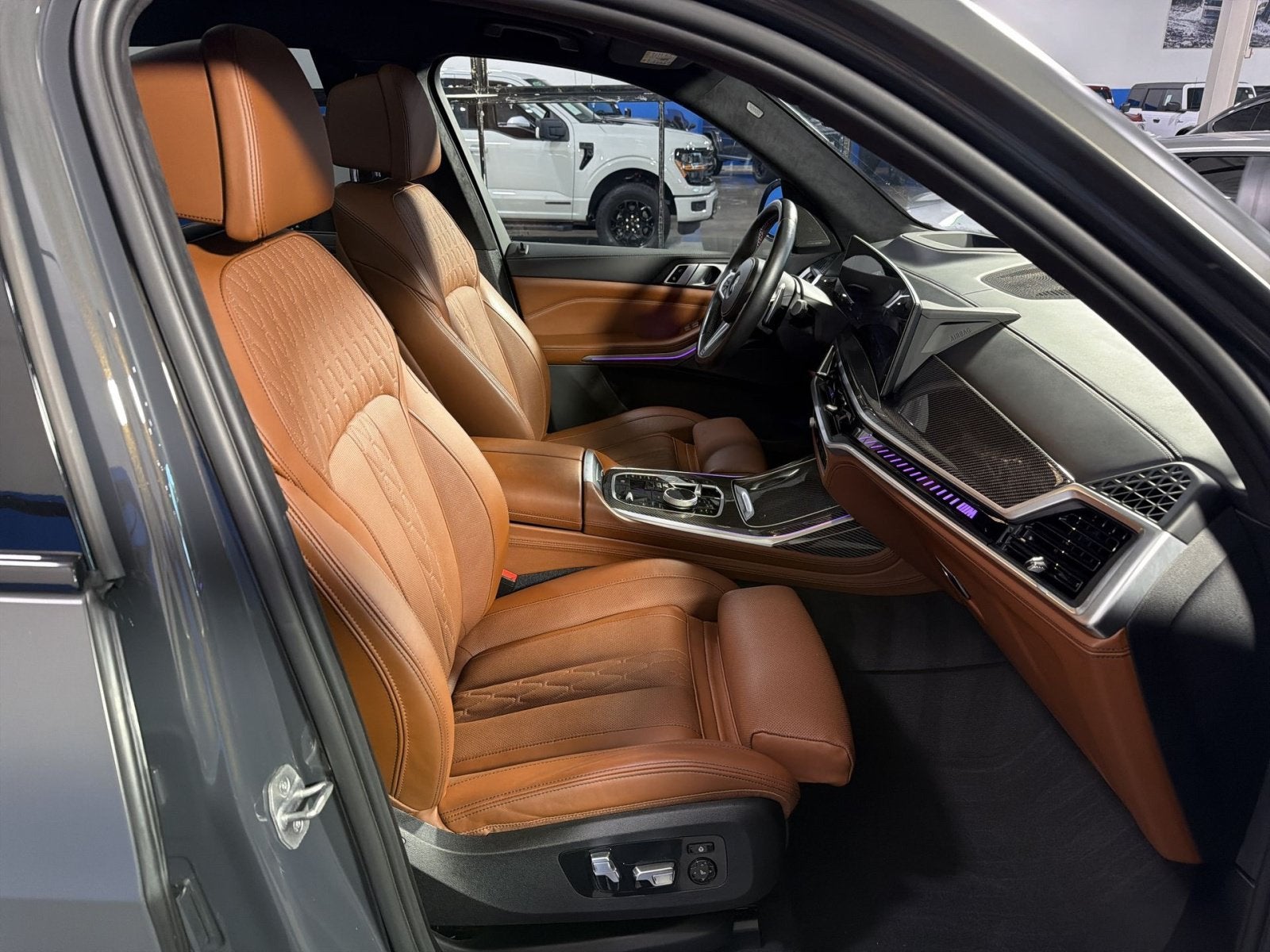 2024 BMW X7 M60i