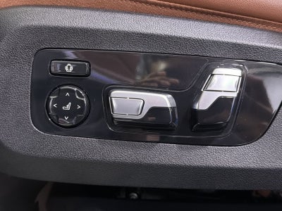 2024 BMW X7 M60i