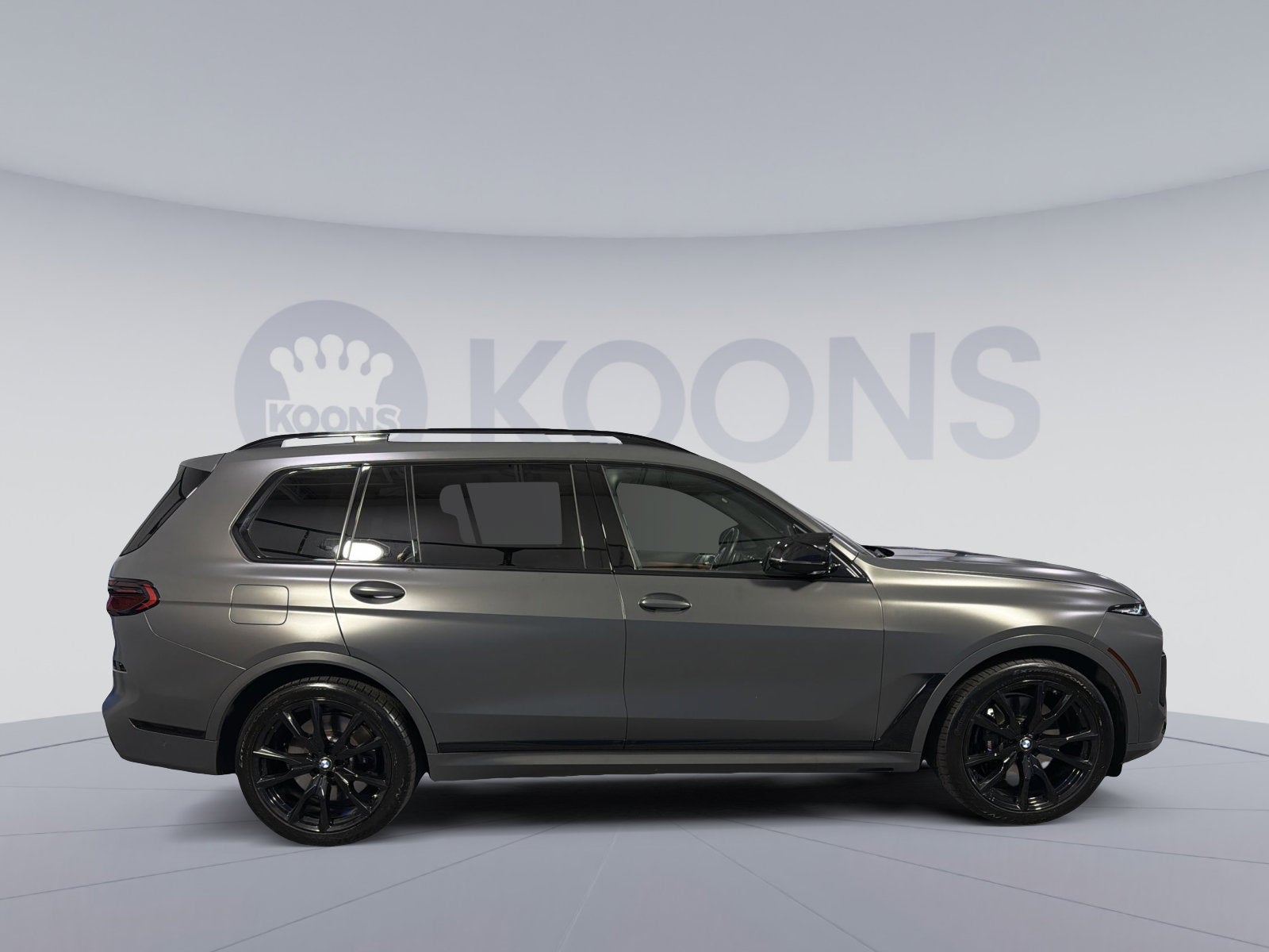 2024 BMW X7 M60i
