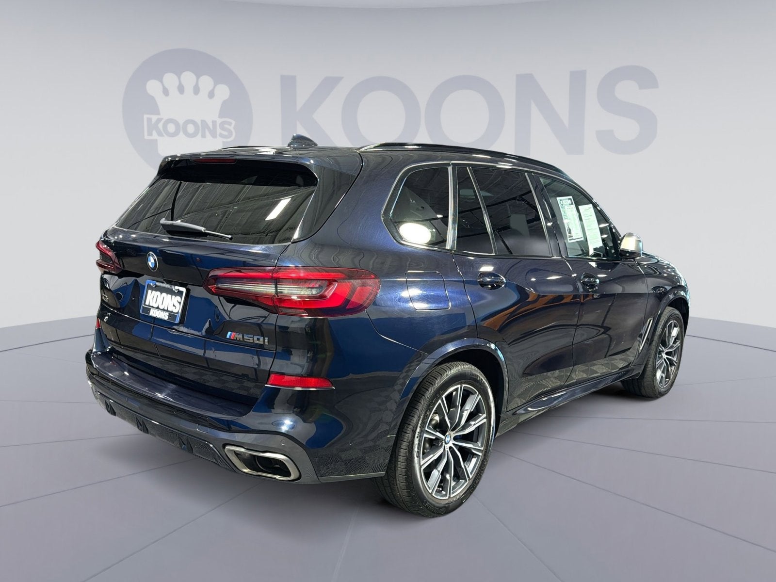 2021 BMW X5 M50i
