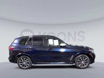 2021 BMW X5 M50i
