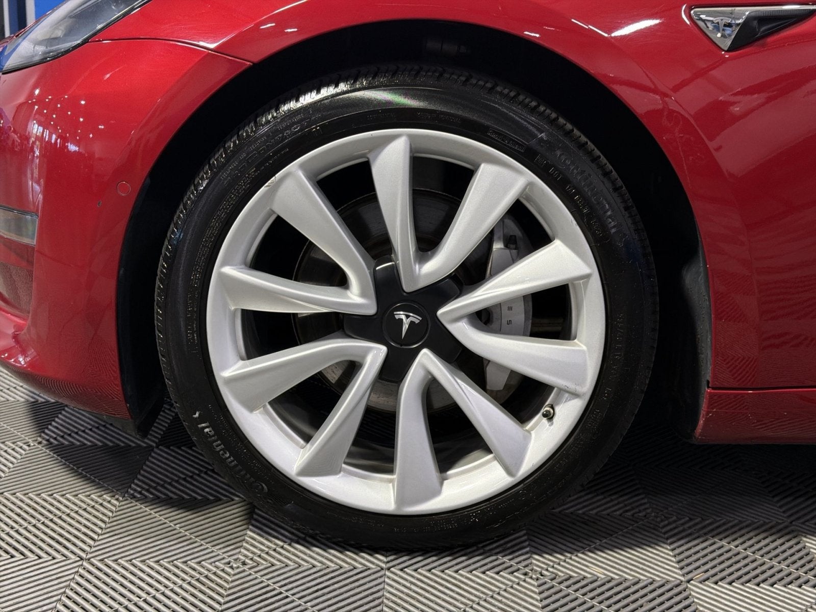 2020 Tesla Model 3 Long Range