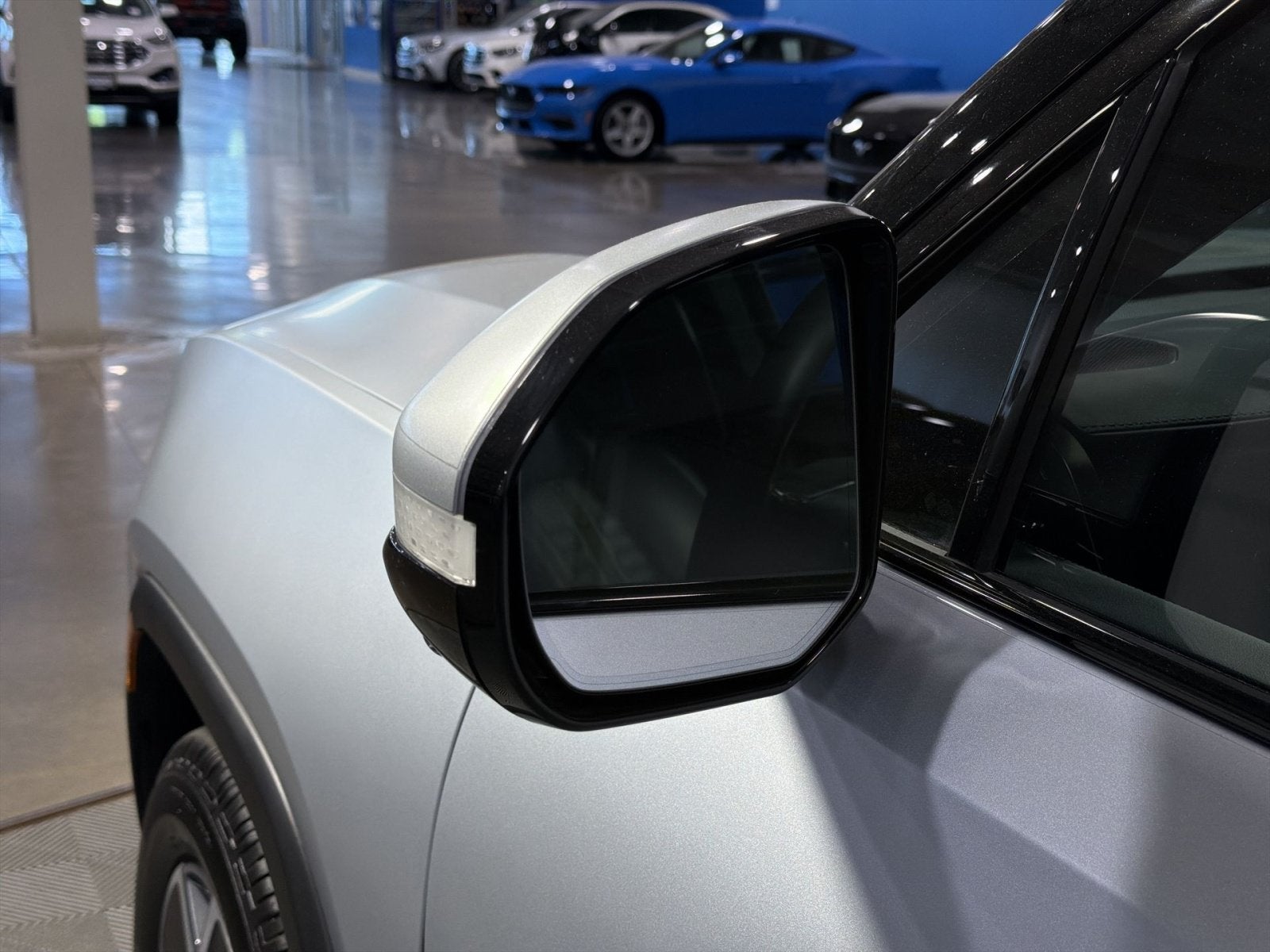 2024 Rivian R1T Adventure Dual Motor Standard Pack