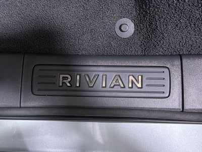 2024 Rivian R1T Adventure Dual Motor Standard Pack