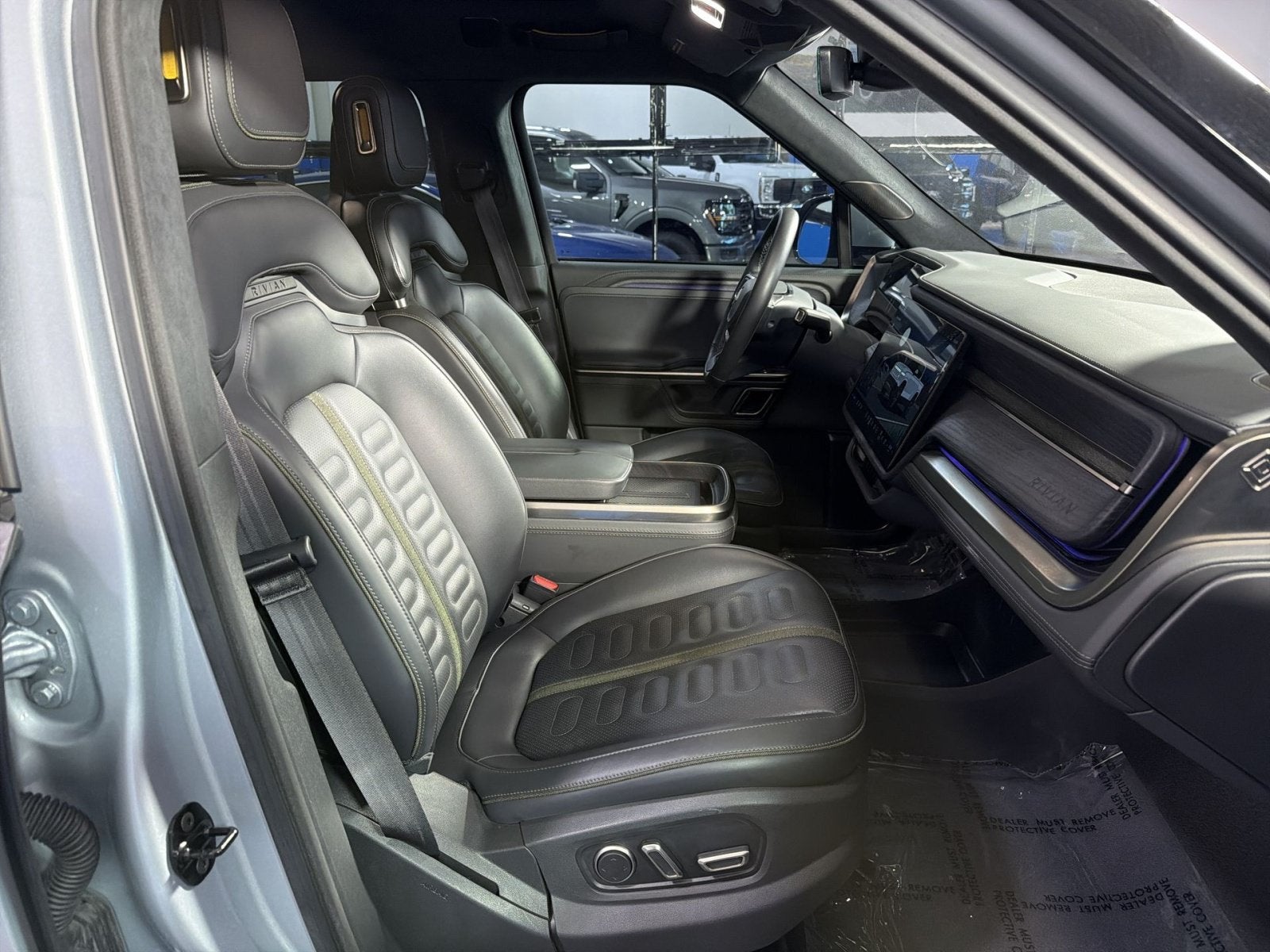 2024 Rivian R1T Adventure Dual Motor Standard Pack