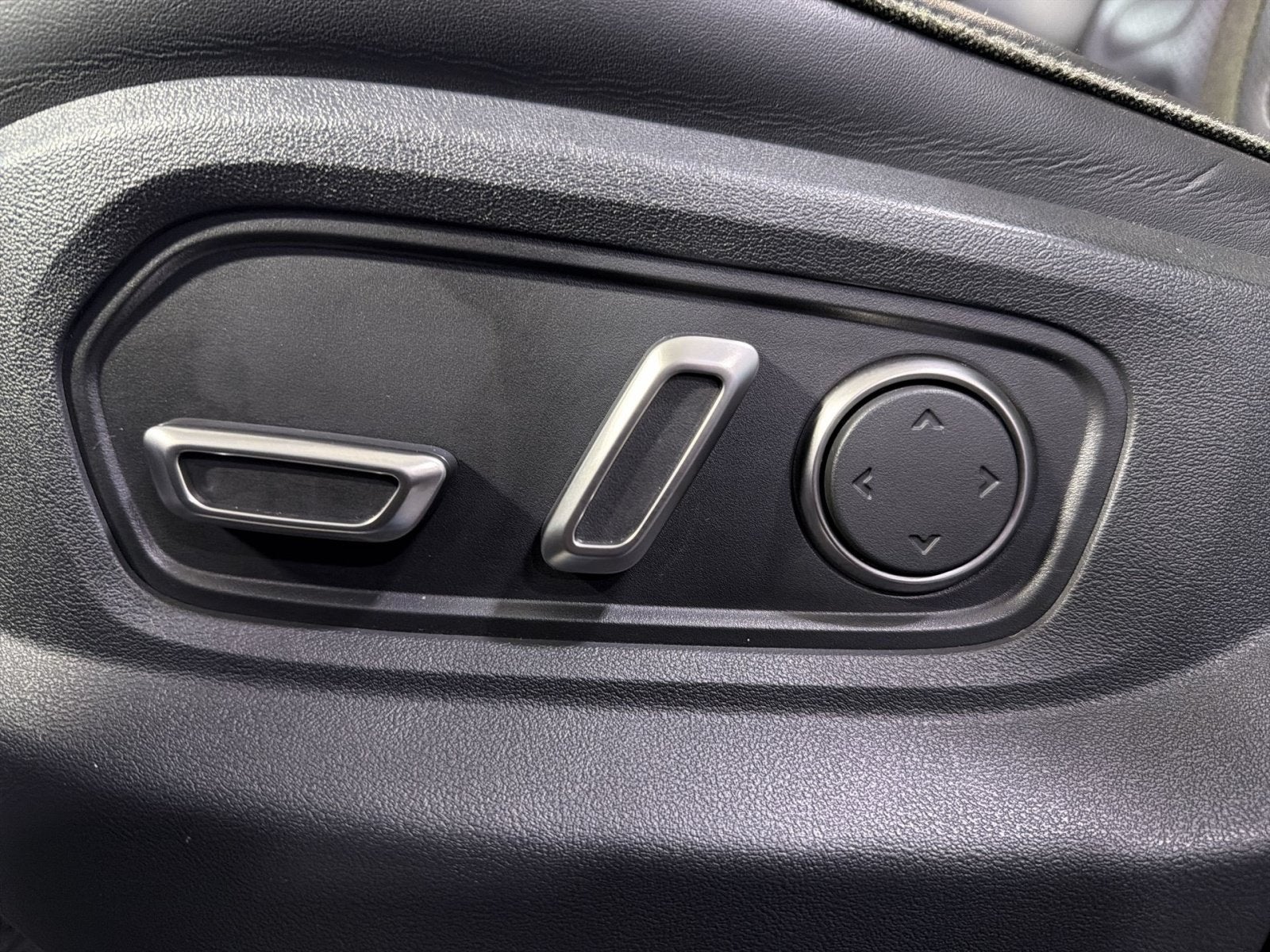 2024 Rivian R1T Adventure Dual Motor Standard Pack