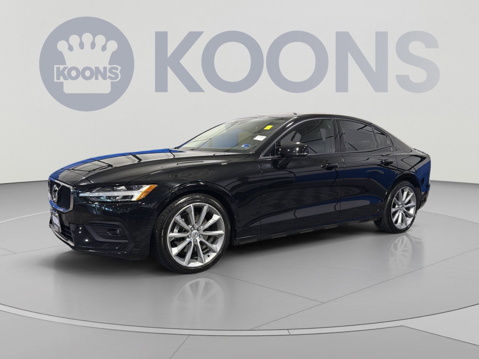 2021 Volvo S60 T5 Momentum