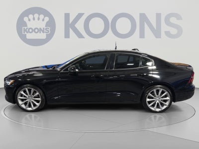 2021 Volvo S60 T5 Momentum