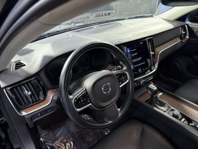 2021 Volvo S60 T5 Momentum