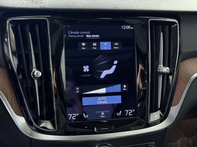 2021 Volvo S60 T5 Momentum