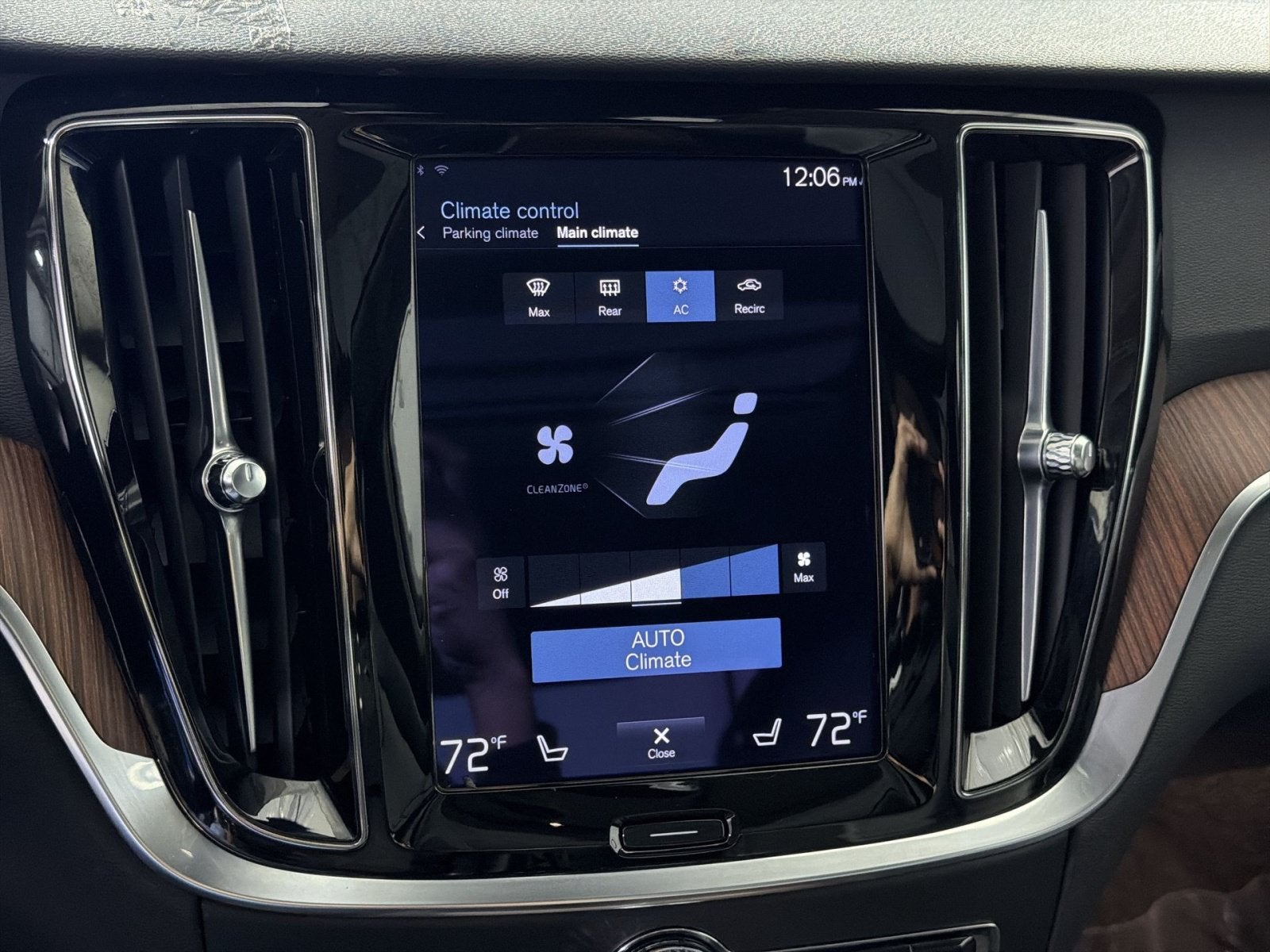 2021 Volvo S60 T5 Momentum