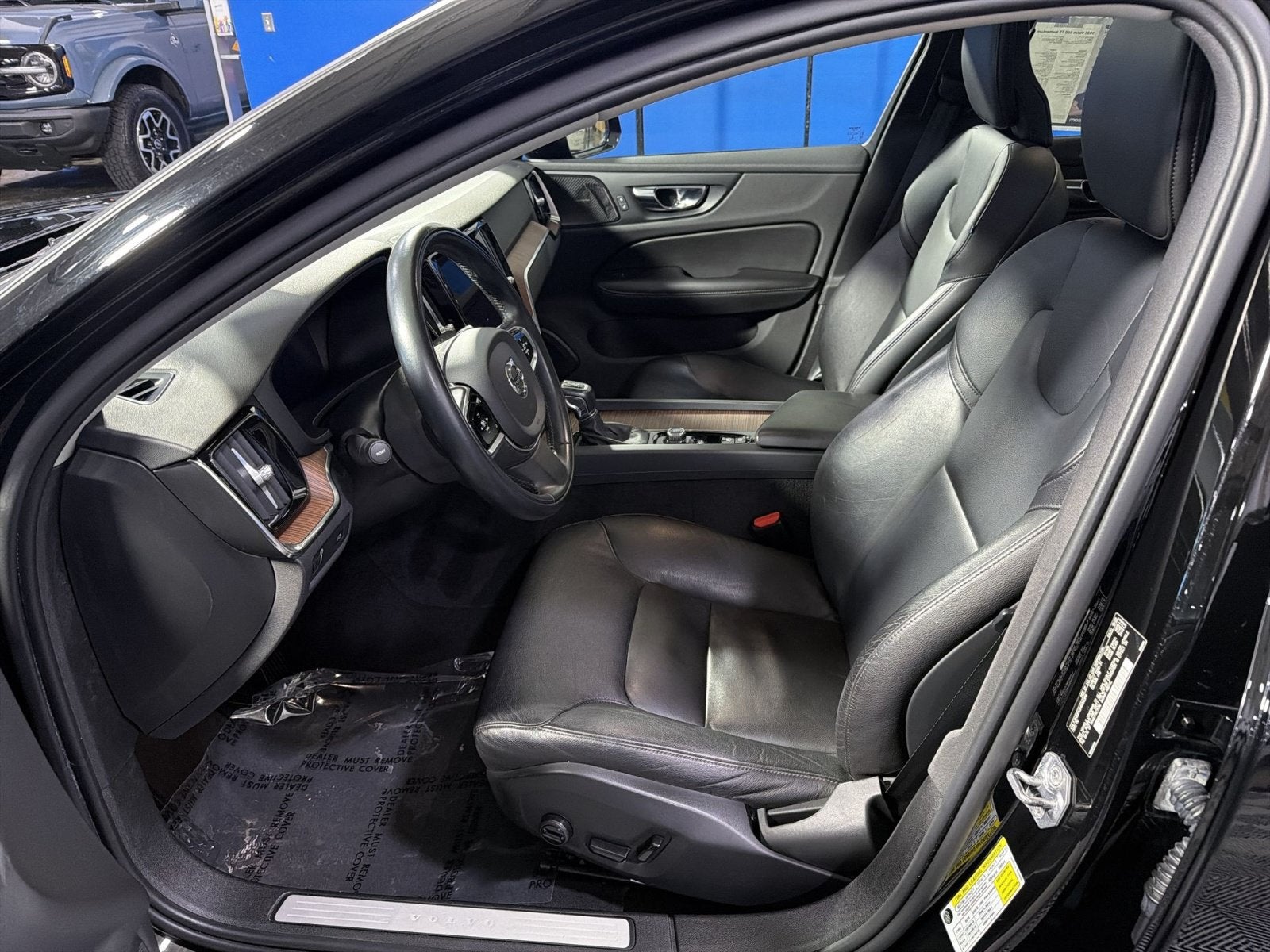2021 Volvo S60 T5 Momentum