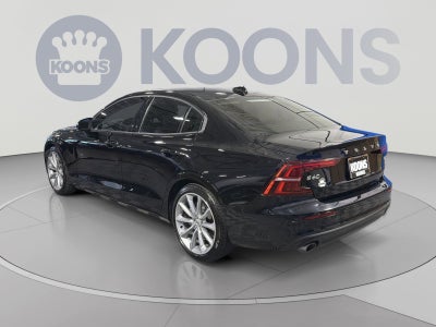 2021 Volvo S60 T5 Momentum