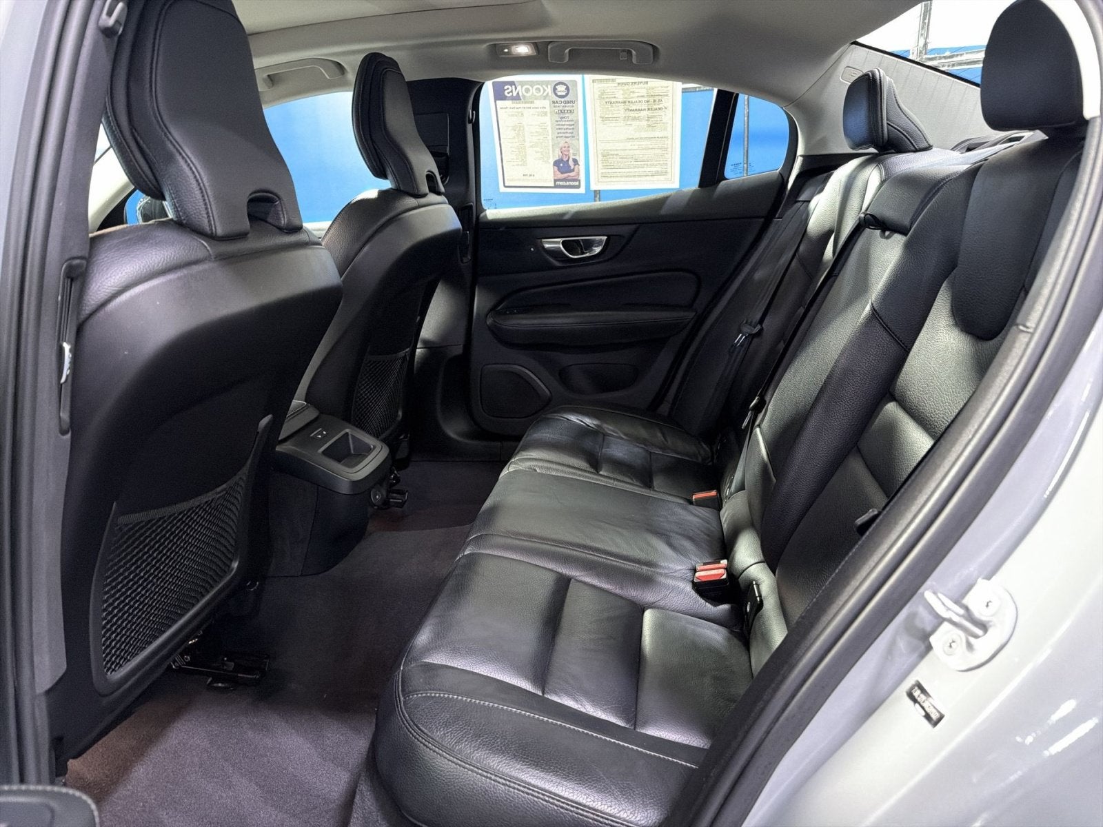 2024 Volvo S60 B5 Plus Dark Theme