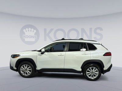 2024 Toyota Corolla Cross LE