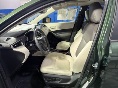2024 Toyota Corolla Cross XLE