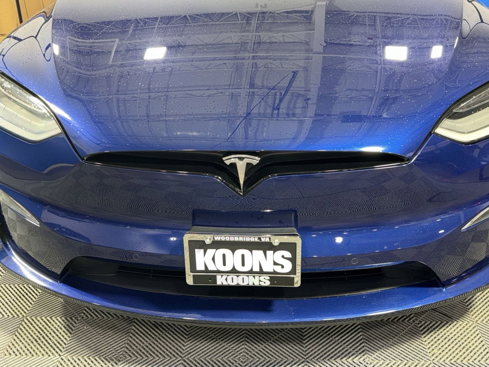 2023 Tesla Model X Standard Range
