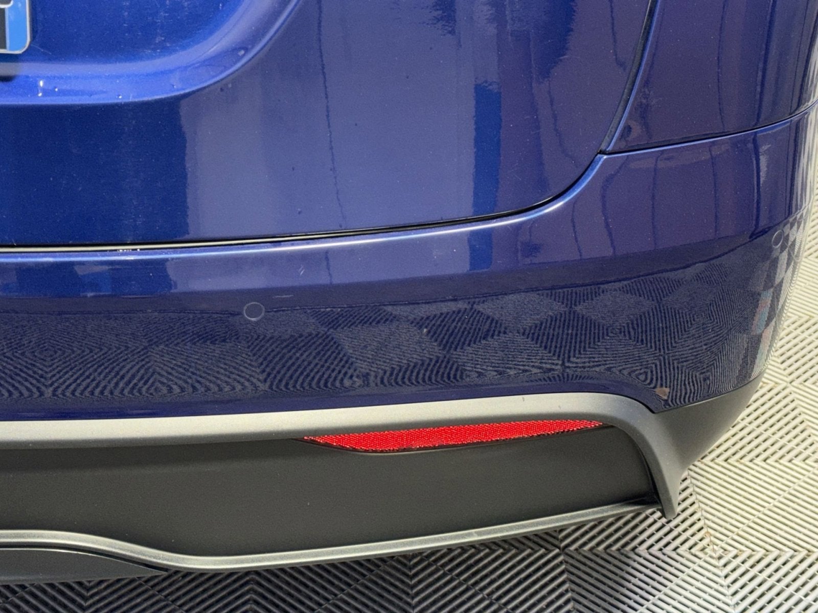 2023 Tesla Model X Standard Range