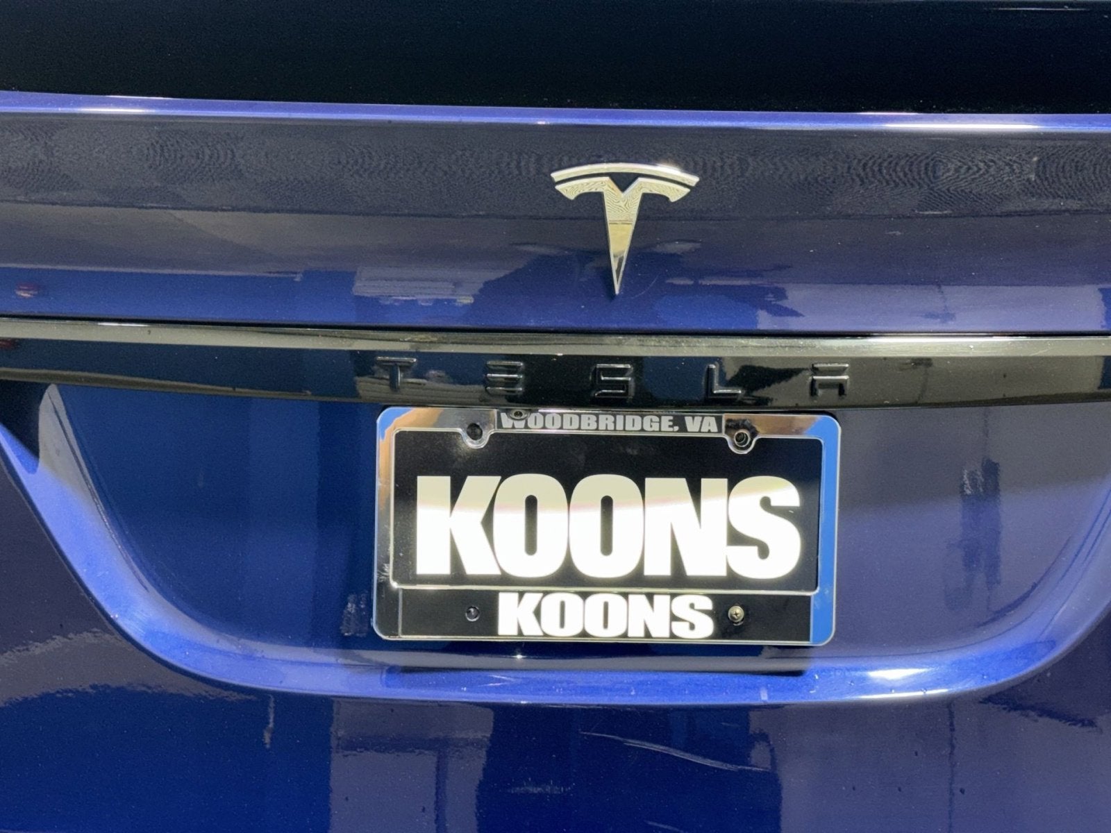 2023 Tesla Model X Standard Range