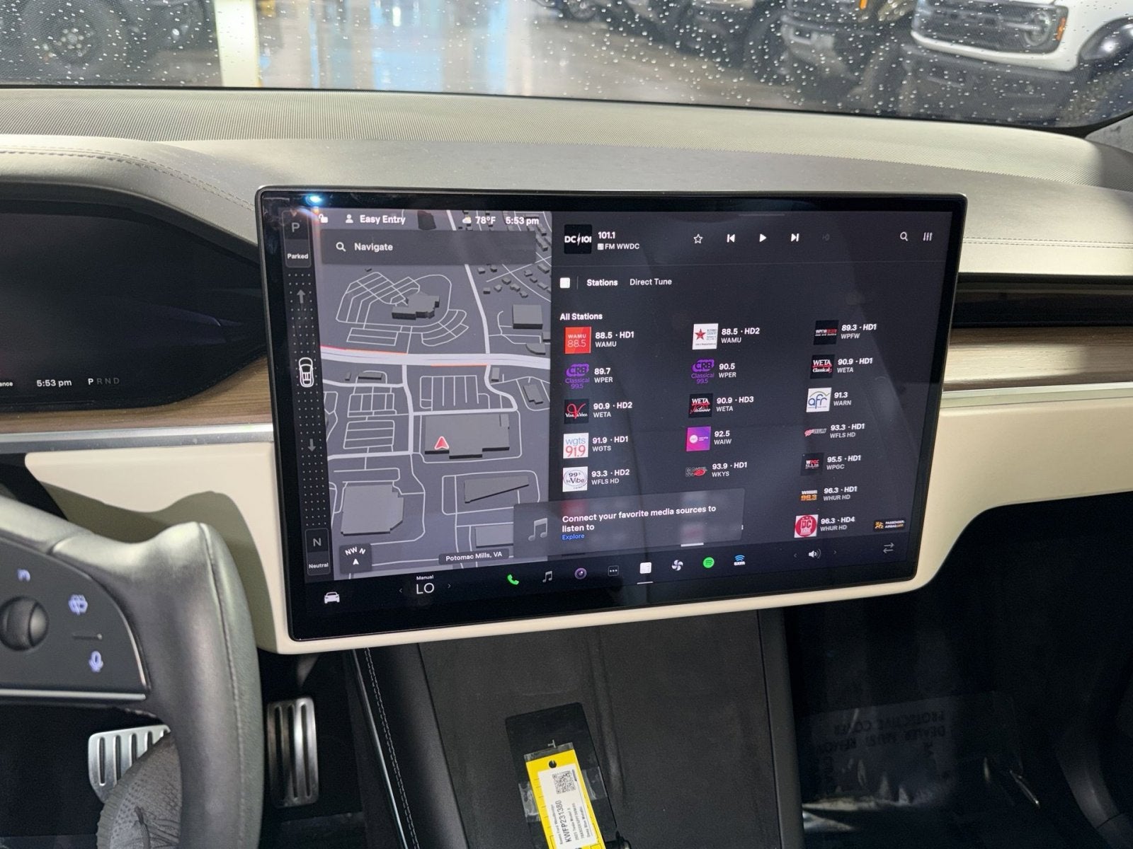2023 Tesla Model X Standard Range