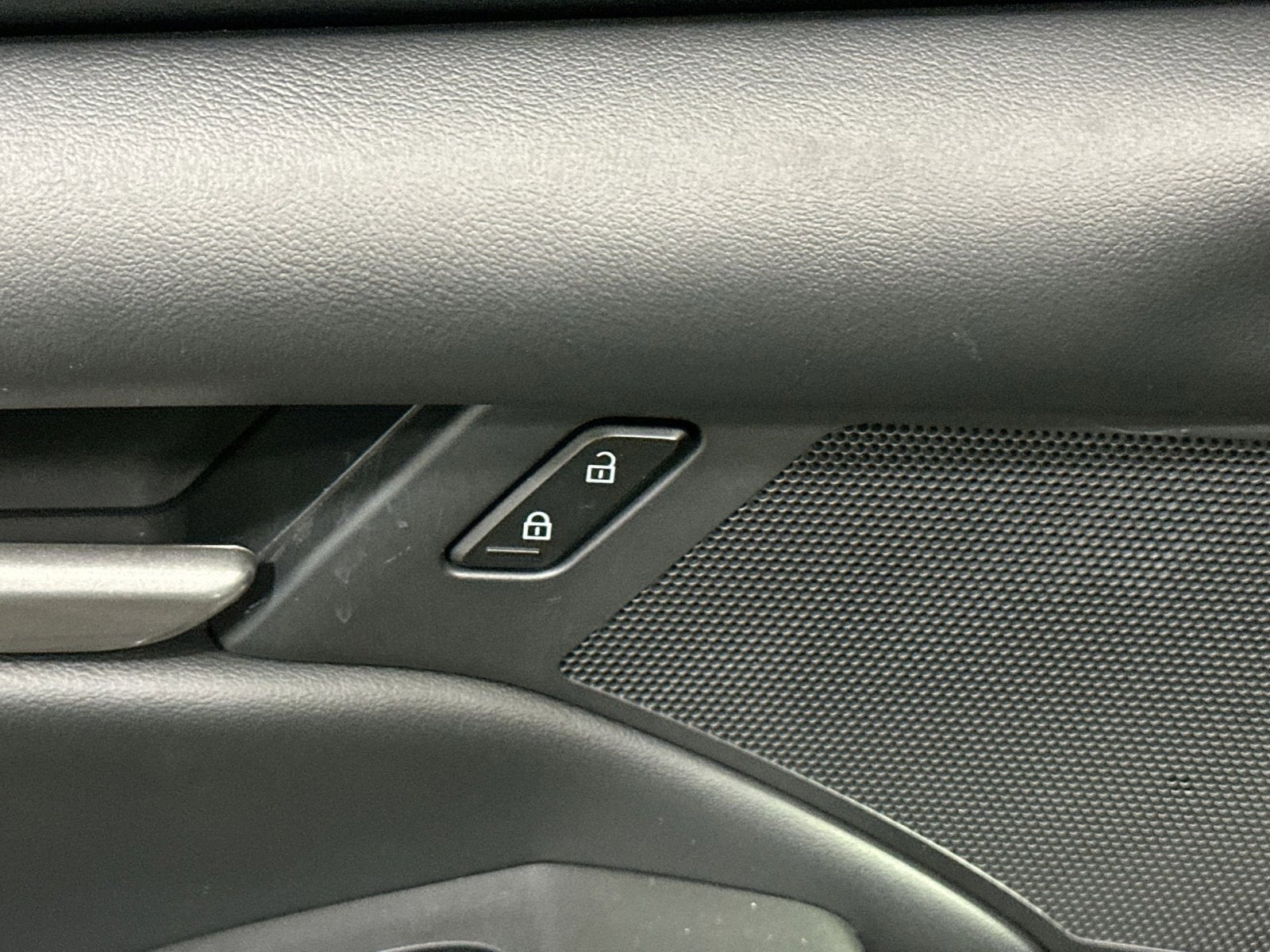 2023 Mazda Mazda3 2.5 S Select Package