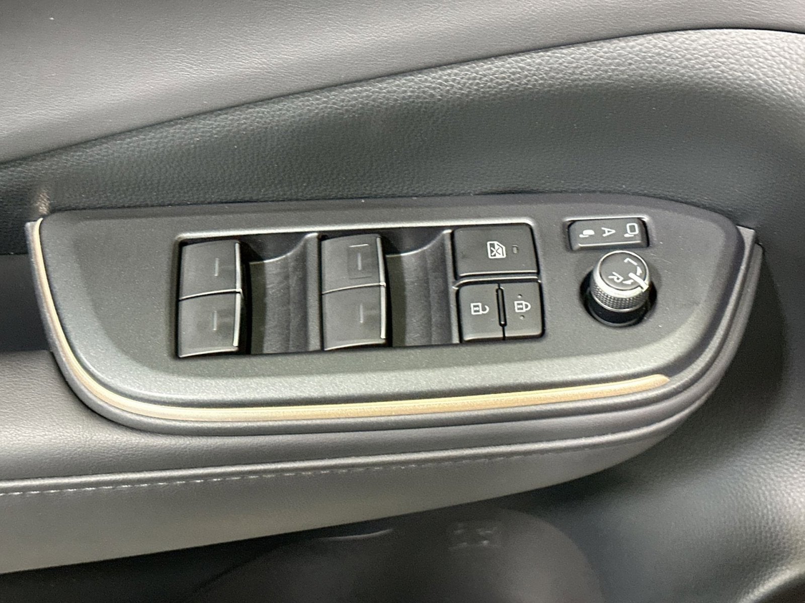 2023 Toyota Crown Platinum