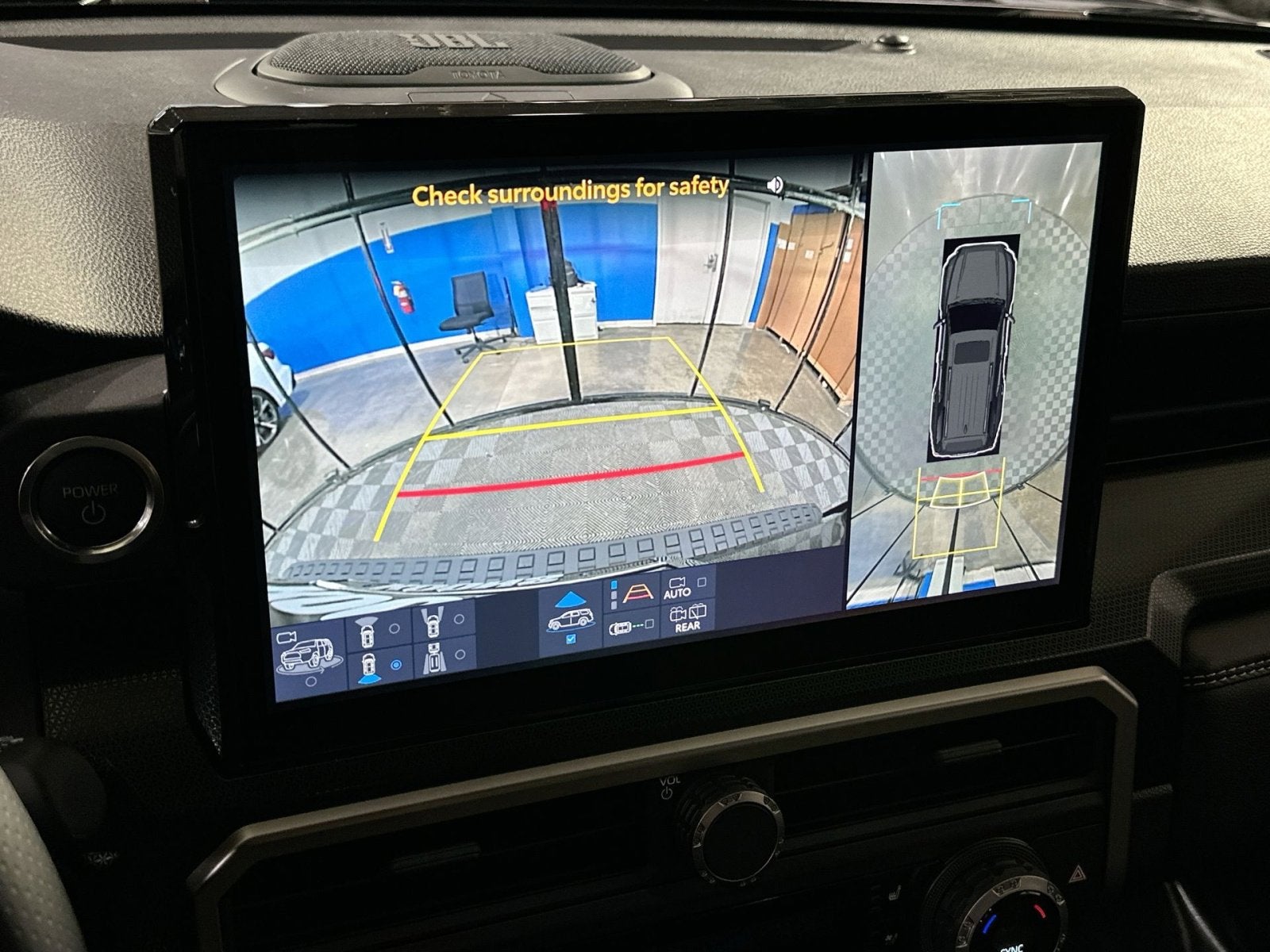 2025 Toyota 4Runner i-FORCE MAX Hybrid TRD Off Road