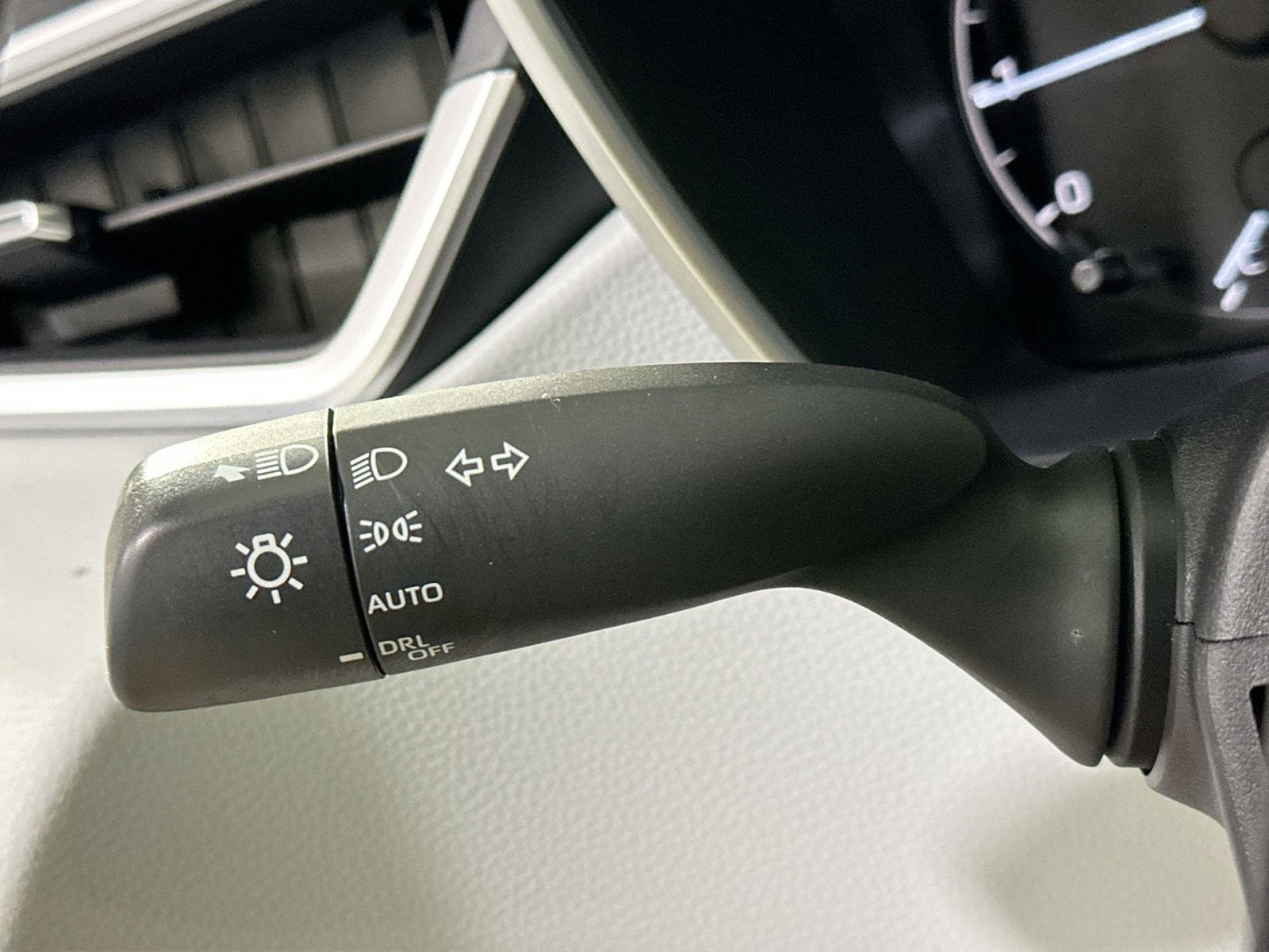 2023 Toyota Corolla Hatchback SE